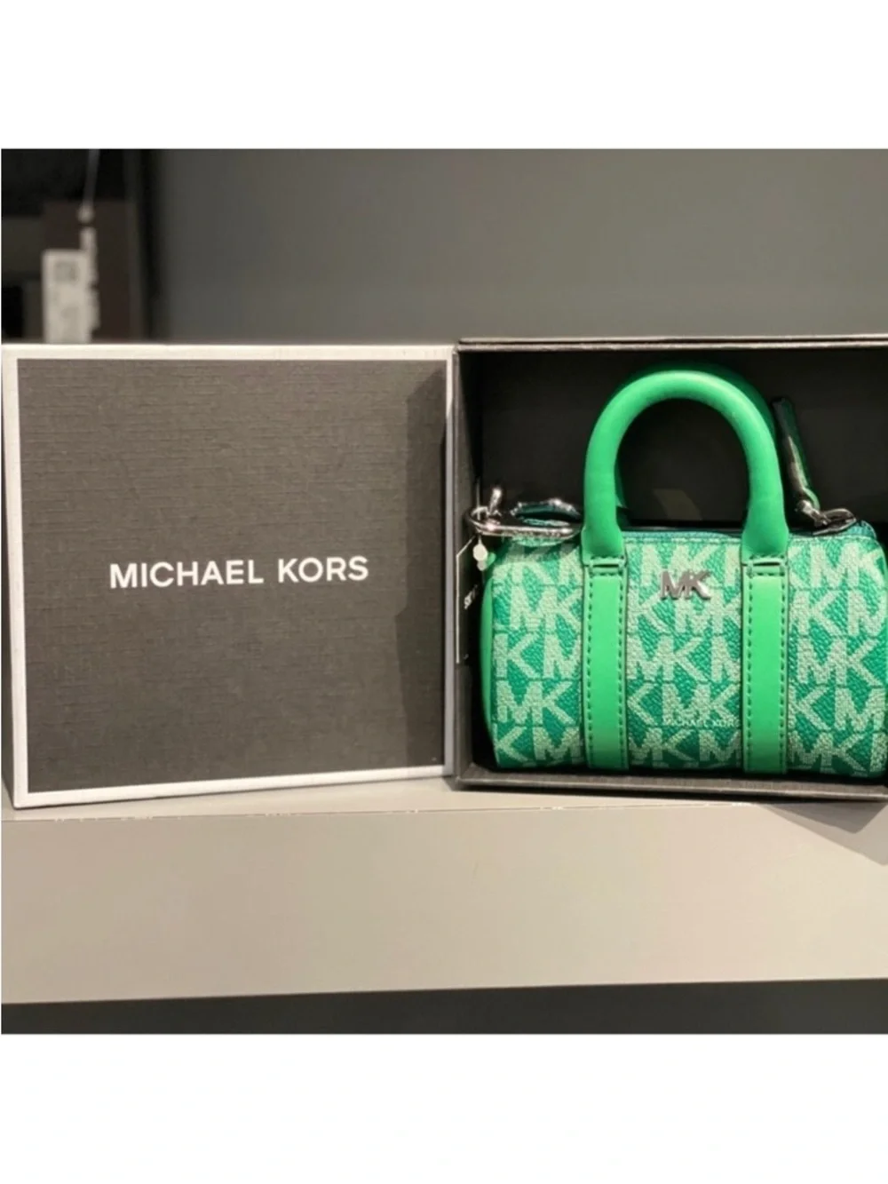 Michael Kors Micro Duffle Keyfob/Keychain - Picture 2 of 5